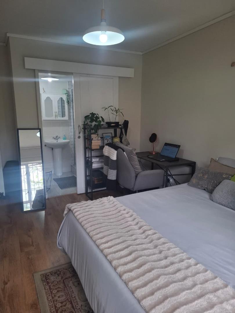 3 Bedroom Property for Sale in Onder Papegaaiberg Western Cape